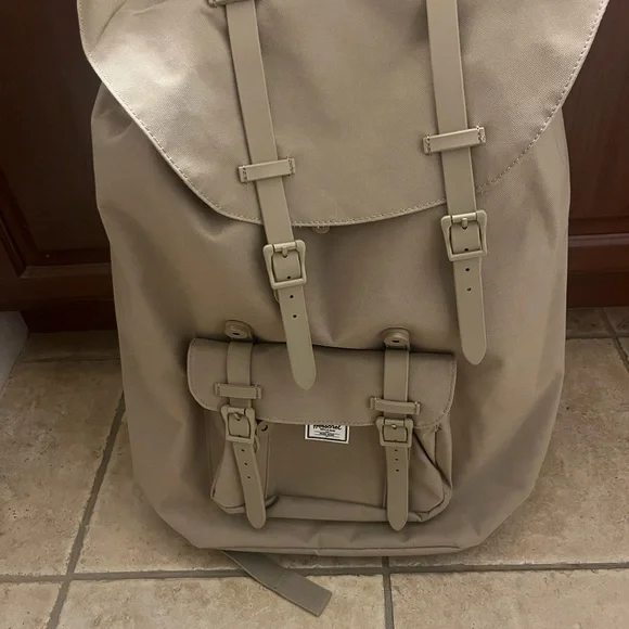 backpacks like jansport pleasanton Does anyone know where I can get a cheaper, less expensive version of this  backpack? Retailing at $245 at the Jansport store : r/malefashionadvice